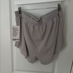 lululemon HR hotty hot short